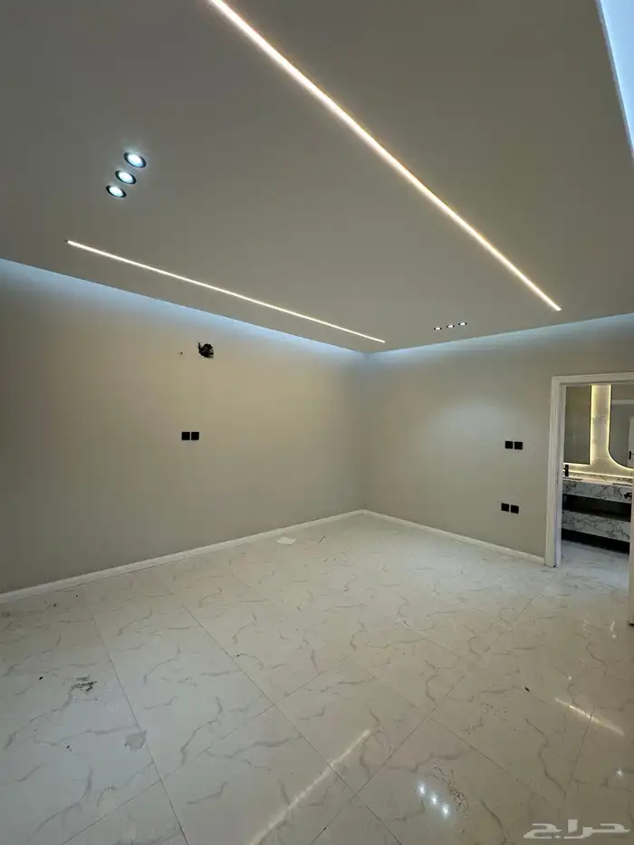 فله للبيع بالدمام حي الضاحيه الثاني 6