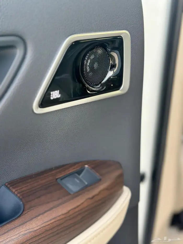 تويوتا لاندكروزر الموديل2025 فل كامل ورد الكويت رقم5 14