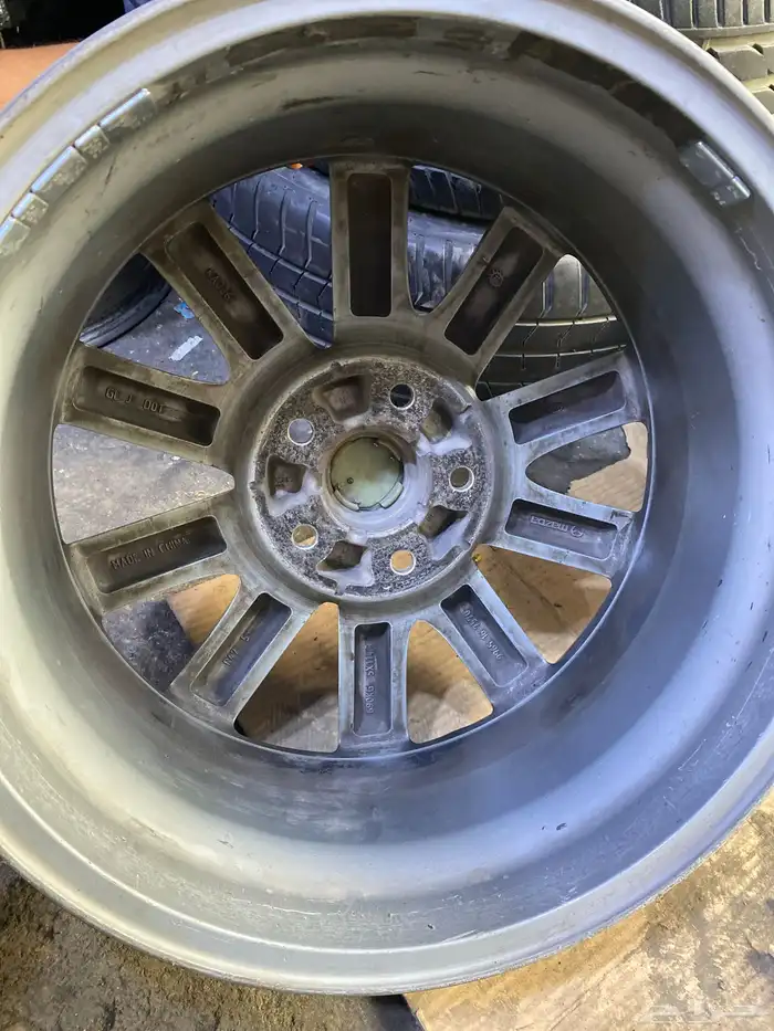 جنوط مازدا مقاس 17 مستعمل اصلي وكاله موديل 2020 وفوق 3