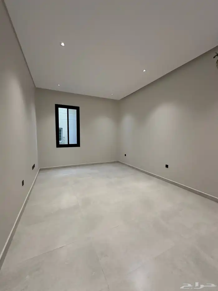 للبيع شقق فاخره في جده حي النزهة 11