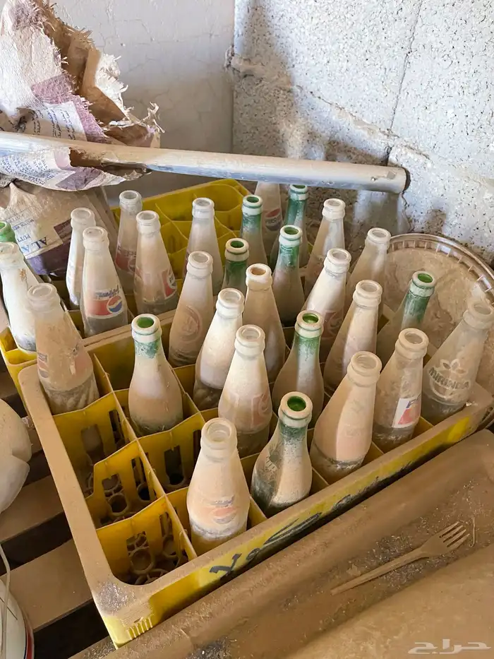 علب بسي وكولا قزاز قديمه 1