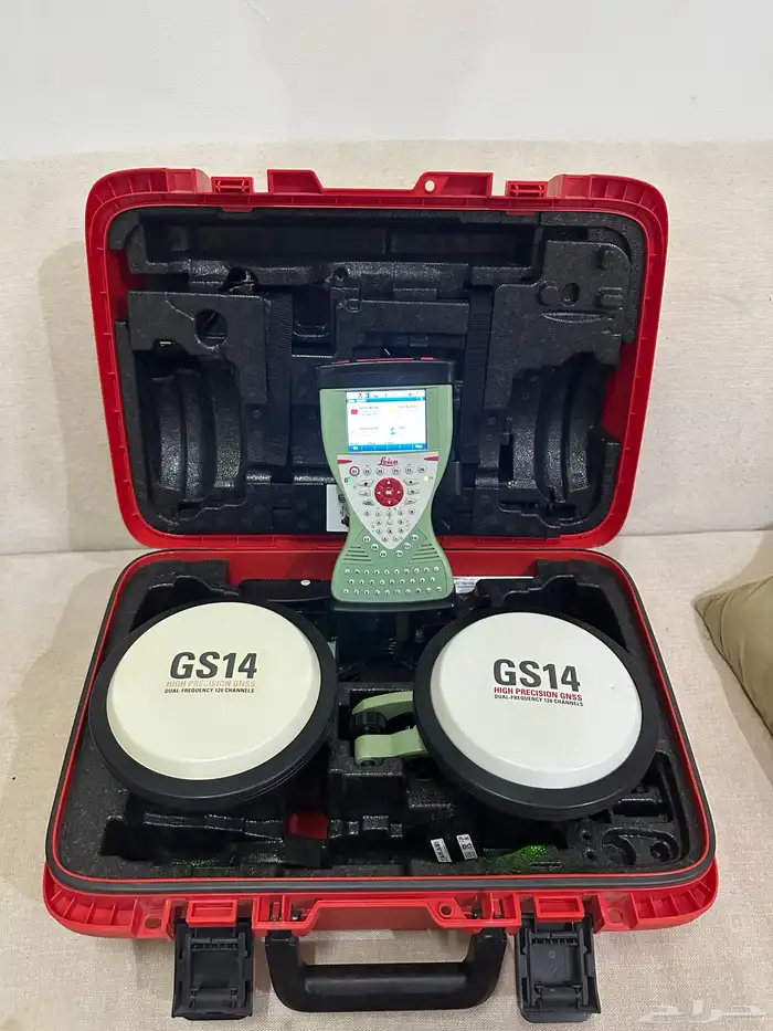 جهاز مساحة gps لايكا فيفا 14 شبه جديد 0