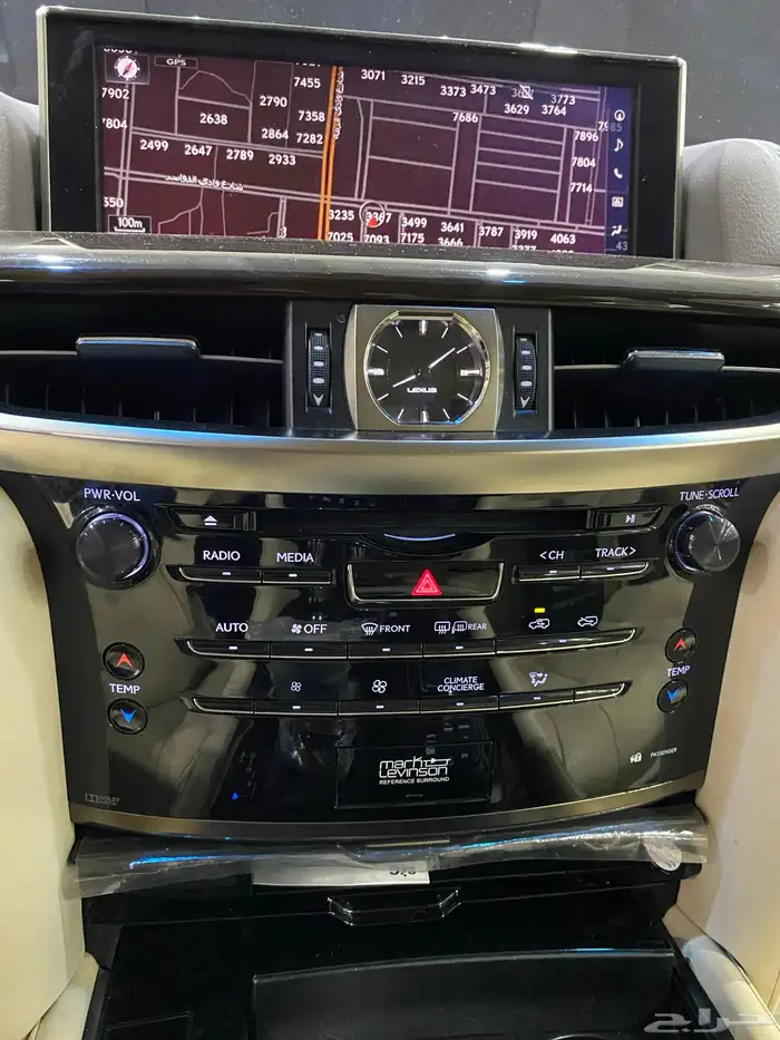 لكزس LX 570 المديل 2018 العدد 201 الف 9