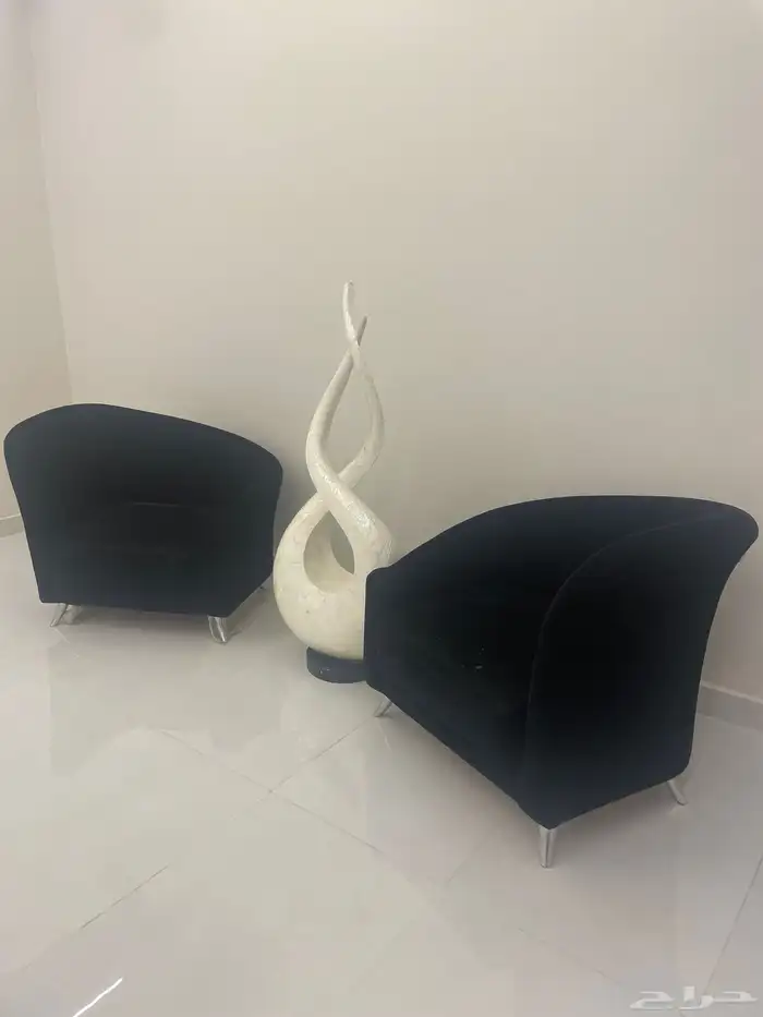كنب مودرن أسود مخمل 2