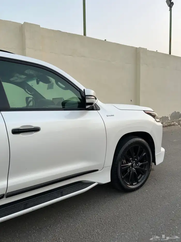 لكزس بلاك ادشن ( تم البيع ) 2020 16