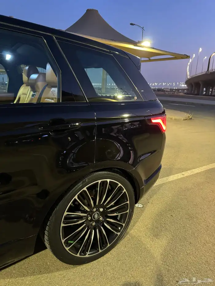 رنج روفر سبورت HSE 2018 18