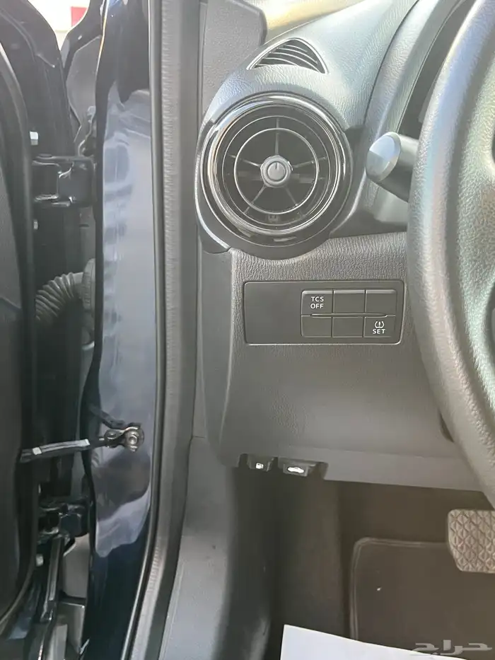 مازداcx3بحالة الوكالة بالكامل2019و بمحرك2000cc 25