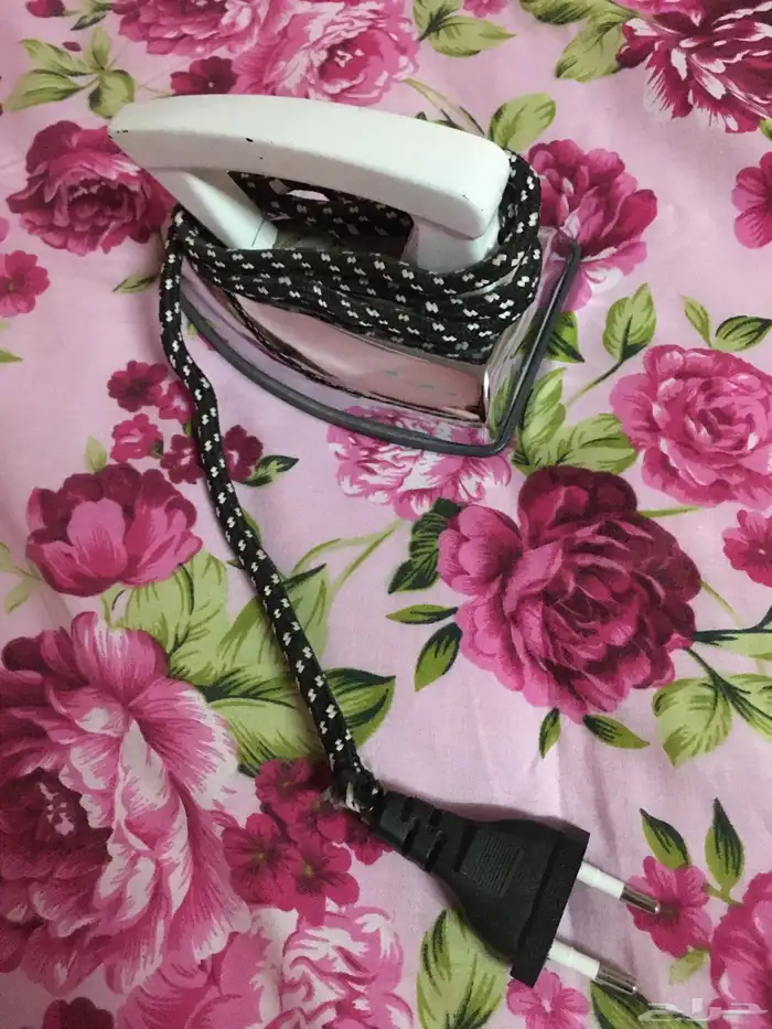 مكواة صغيره 0