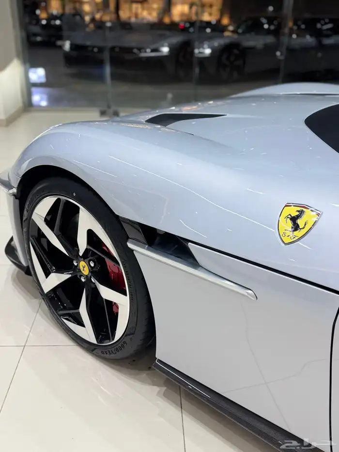 Ferrari 12cilindri 5
