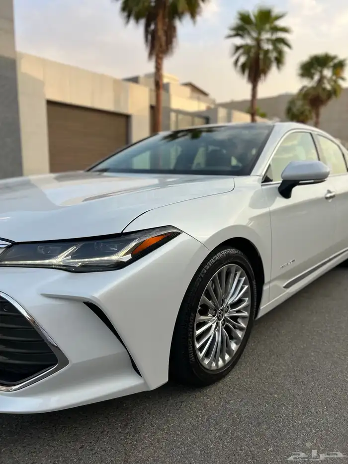 للبيع افالون 2022 بريميوم شبه الجديده 3