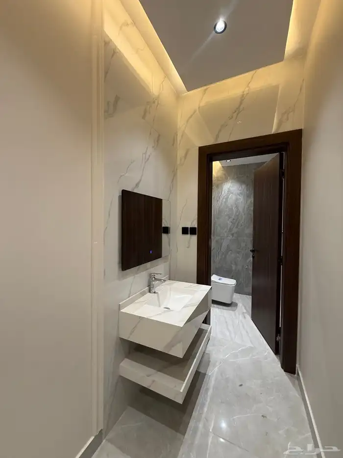 شقه تمليك مدخل خاص العزيزيه 14