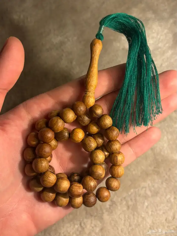 مسباح من خشب العود الاندنوسي - فواح 0