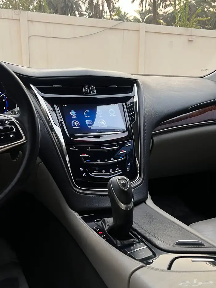 كاديلاك  CTS 2015 l Premium luxury (مواصفات عالية) 28