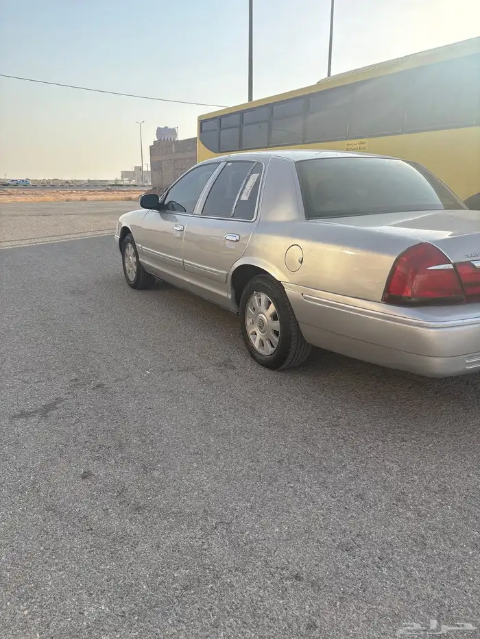 فورد قراندماركيز 2004 المحركات مكينة قير مكيف كلش تمام 4