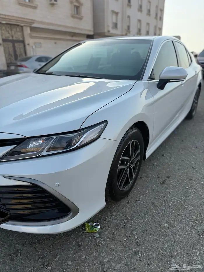 كامري موديل 2022 LE 8