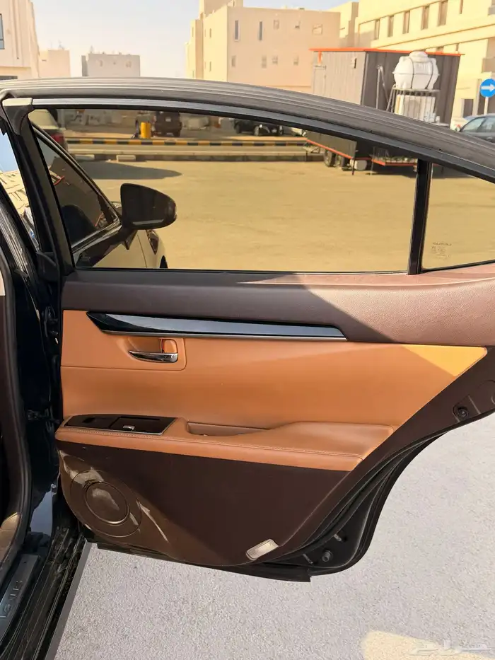لكزس ES350 موديل 2017 11