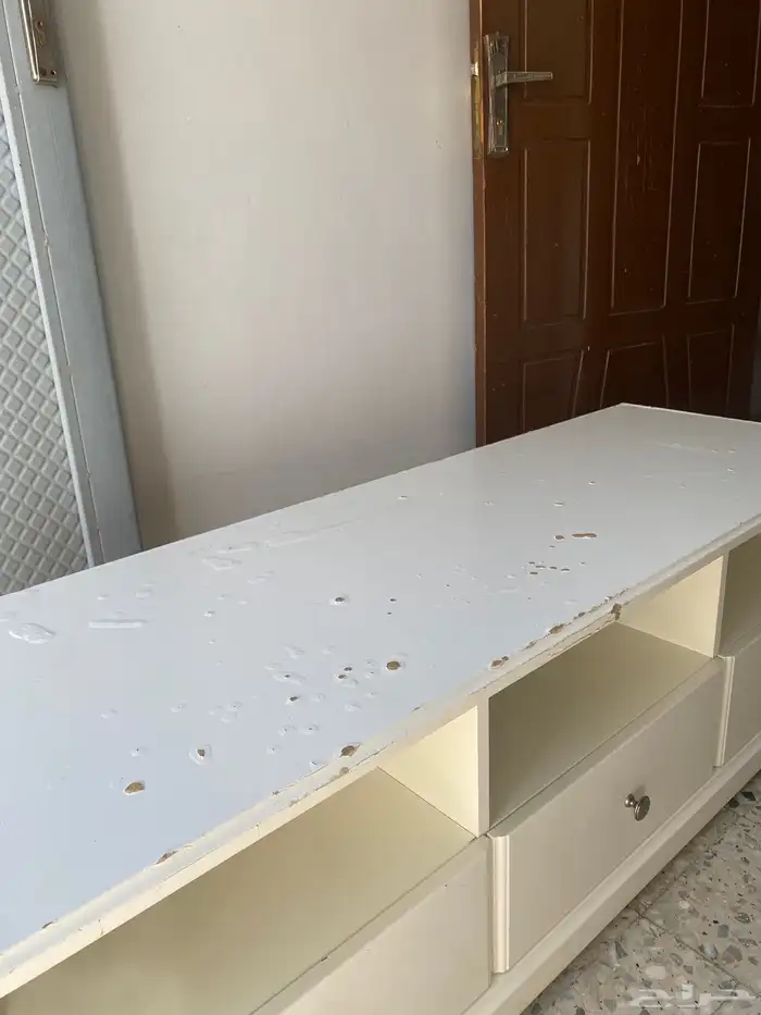 طاولة تلفزيون او طاولة غرفة ايكيا 4