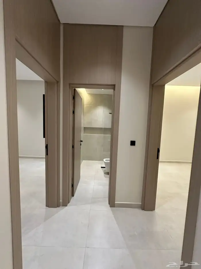 للبيع شقق فاخره في جده حي النزهة 23