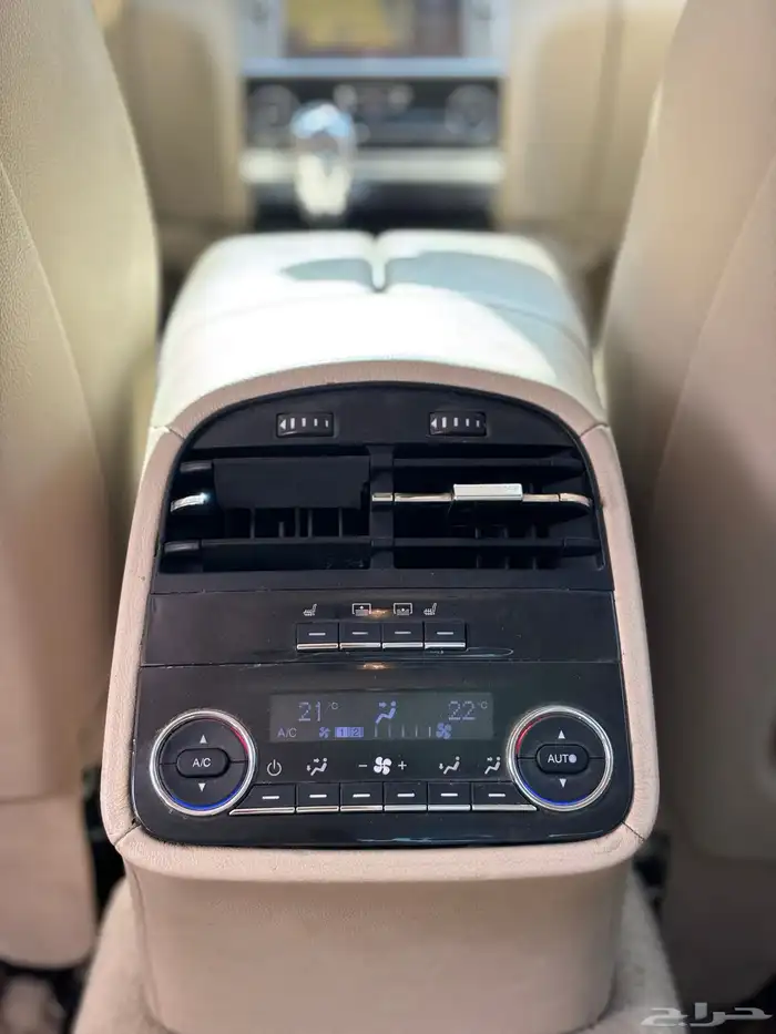 مزراتي كواتروبورتي V8 2014 GTS 10
