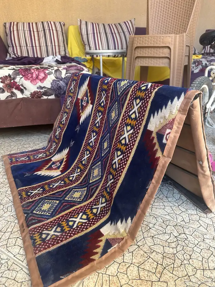 كرسي ارضي للطلعات والجلسات 0