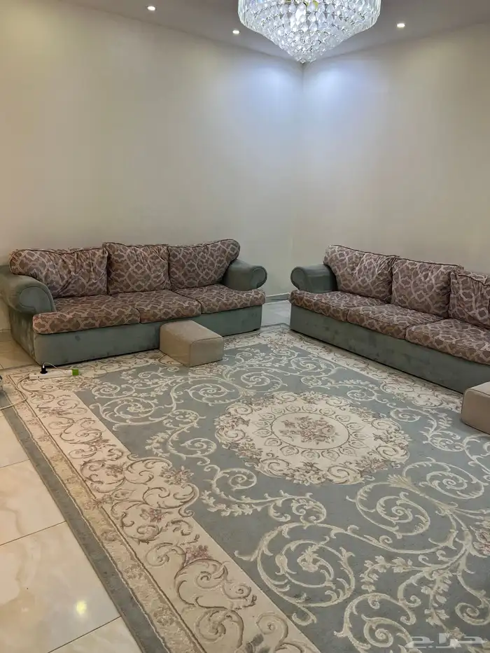 للبيع كنب وزوليه 3