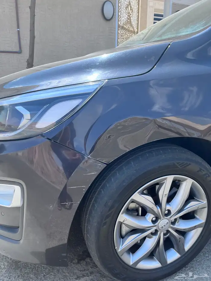 كيا قراندكرنفال نظيف 1