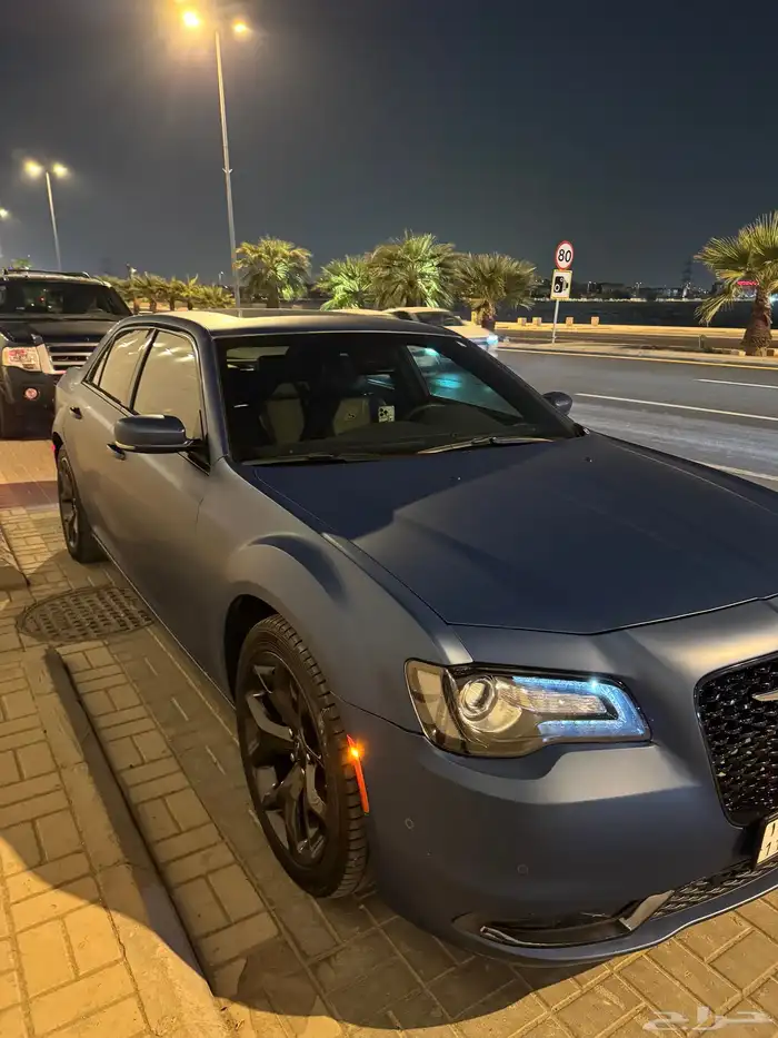 للبيع كرايزلر S300 5