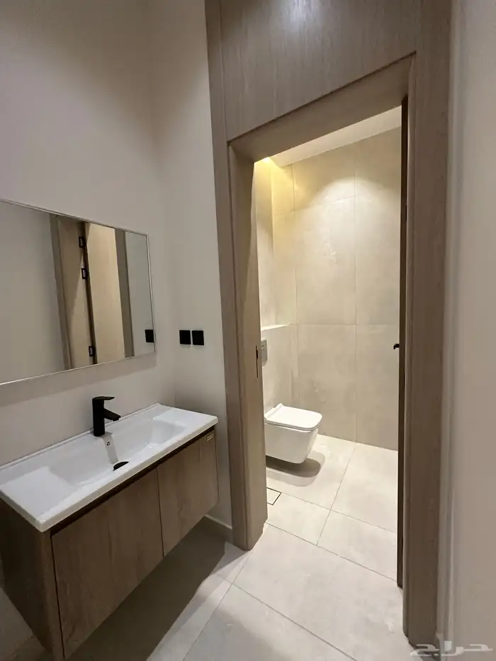 للبيع شقق فاخره في جده حي النزهة 2