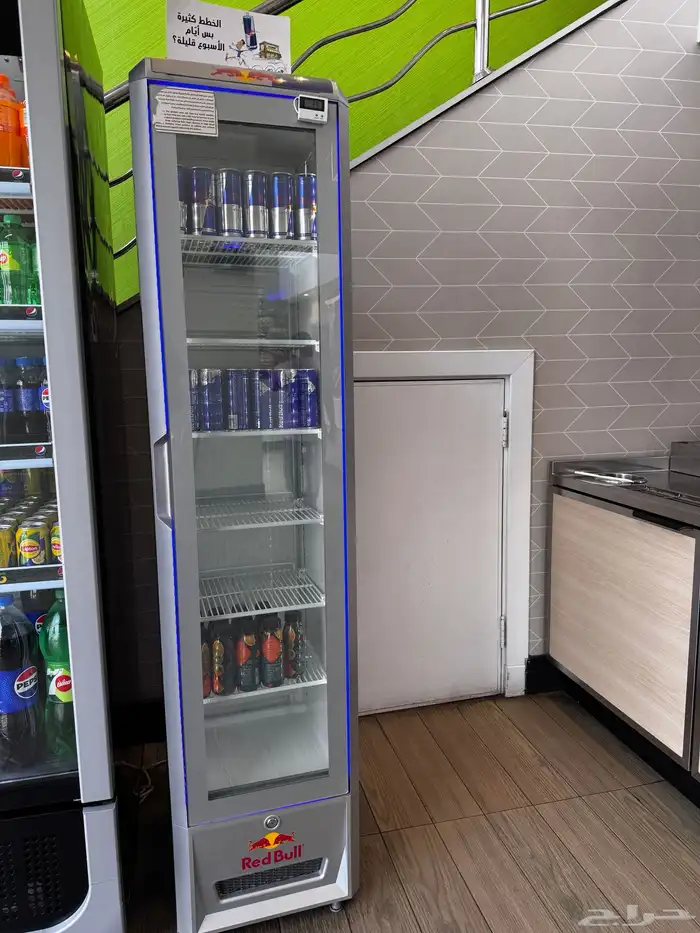 ثلاجة ردبول للبيع الحجم الكبير 1