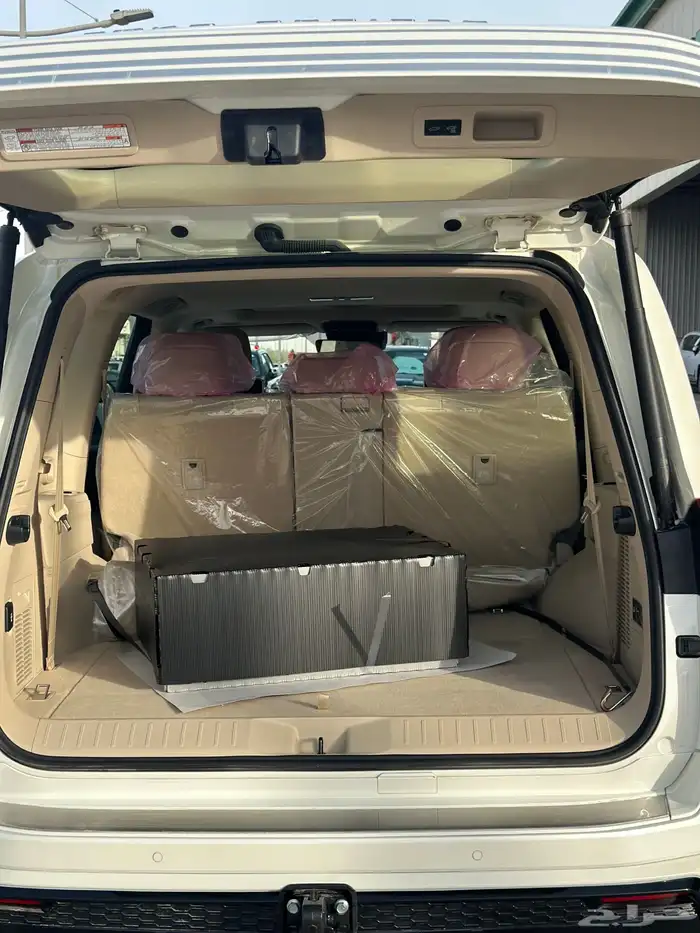 تويوتا لاندكروزر الموديل2025 فل كامل ورد الكويت رقم5 17