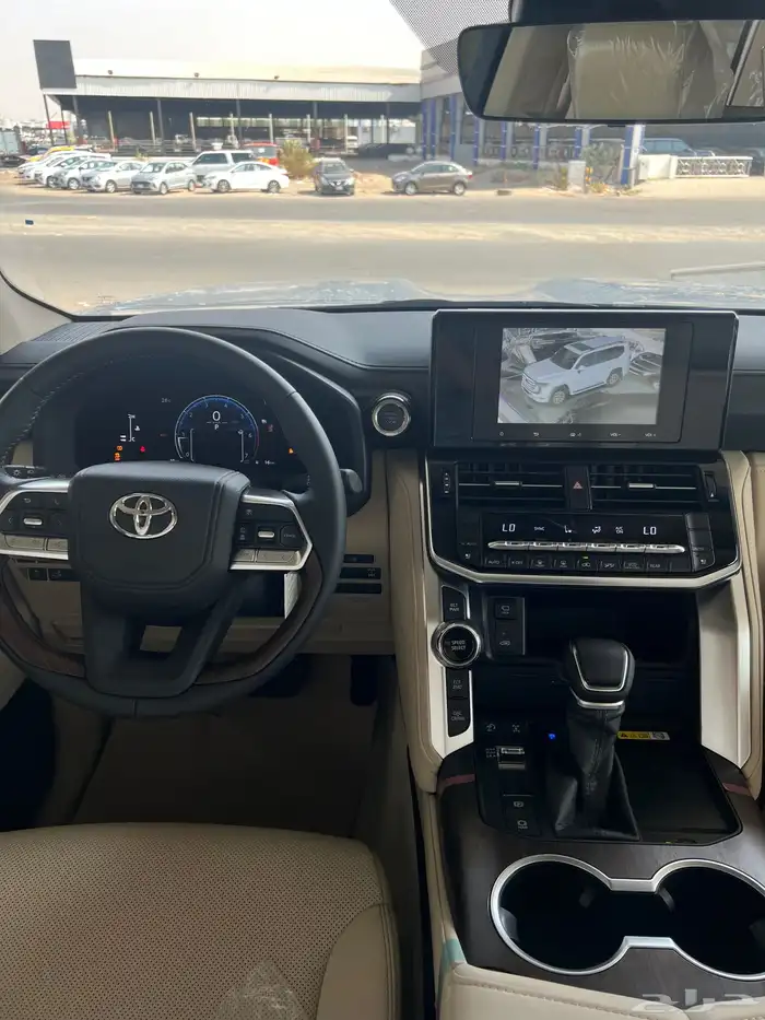 تويوتا لاندكروزر GXR-2025 تنفس طبيعي L5 بريمي فل كامل 15