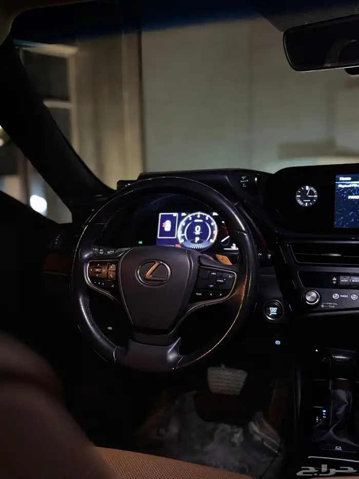 LEXUS ES250 عبداللطيف جميل 23