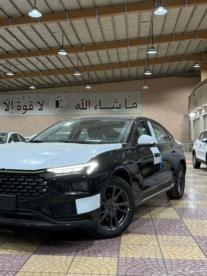 فورد تورس امبيانتي - ترند - تيتانيم 2026 2025 6