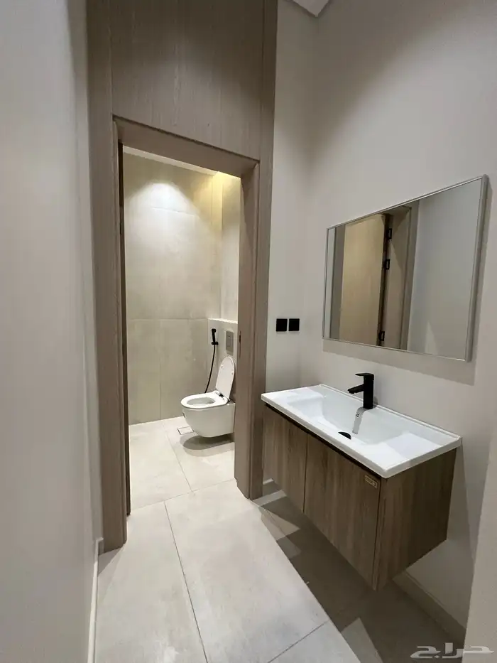 للبيع شقق فاخره في جده حي النزهة 19