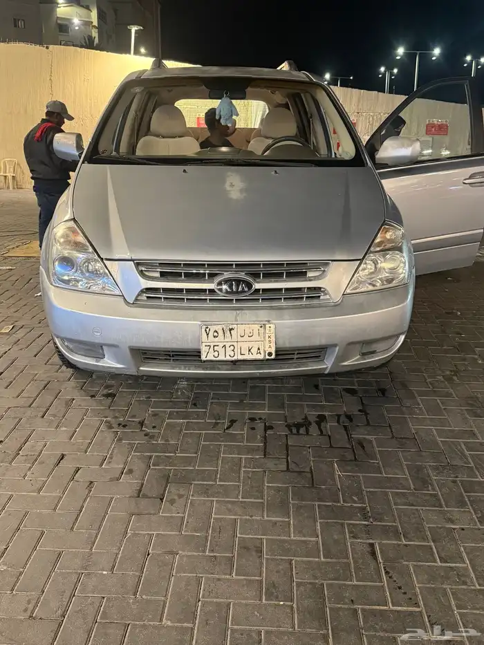 كيا كرنفال 2009 3