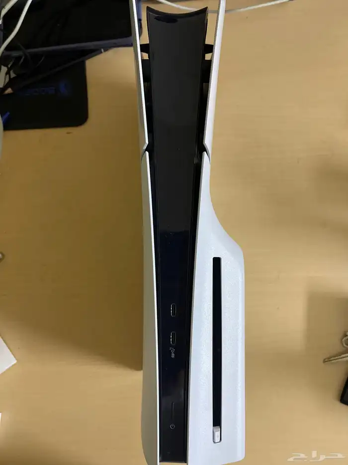 سوني 5 slim بقرص 2