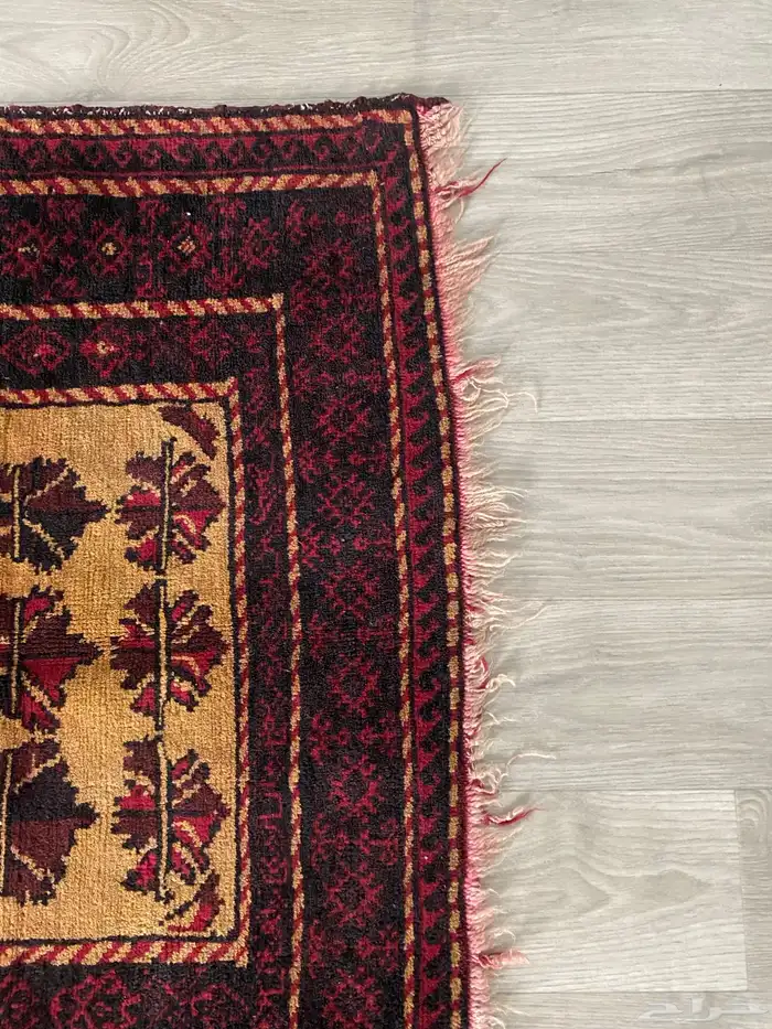 فرشه قديمه (زوليه) صوف 1