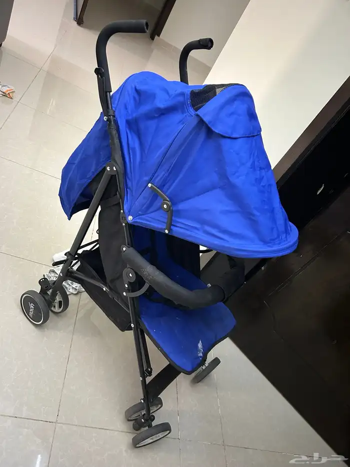 عربة اطفال بحال ممتازه فقط 50 ريال 0