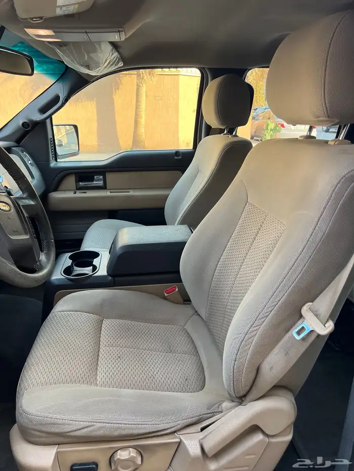 للبيع وانيت فورد اف f150 موديل 2014 غمارتين 11
