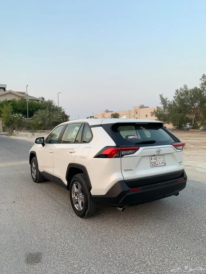 تيوتا رافور 7