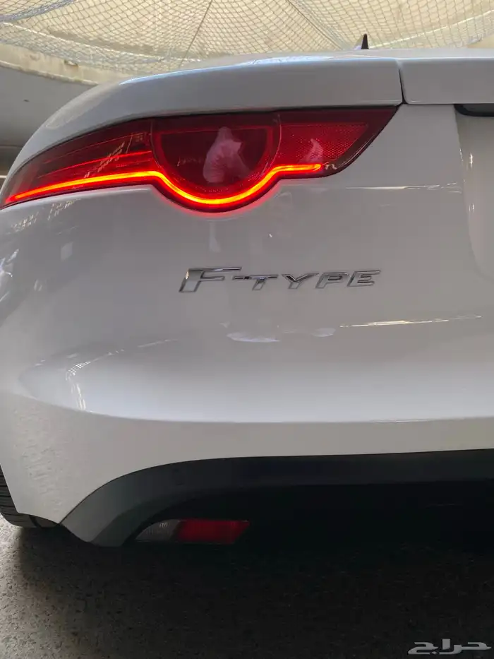 جاغوار سبورت F-TYPE 10