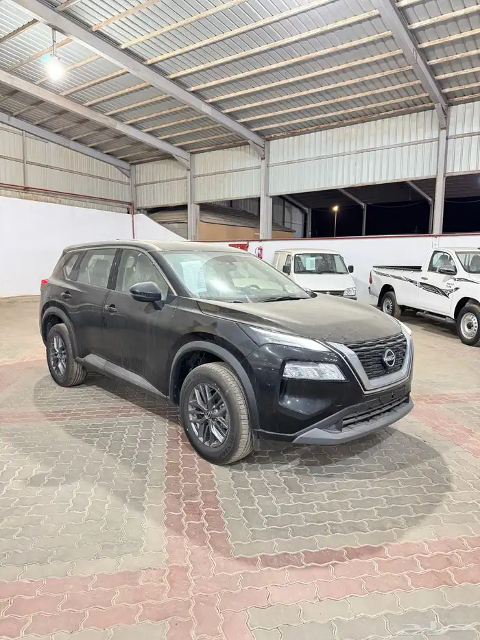 نيسان اكس تريل ستاندر بنزين 2025 0