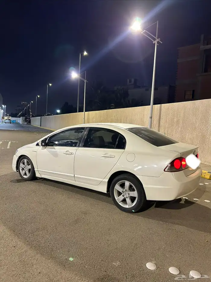 للبيع هوندا سيفيك 2007 نظيف جدا جدا استخدام الوالد 2