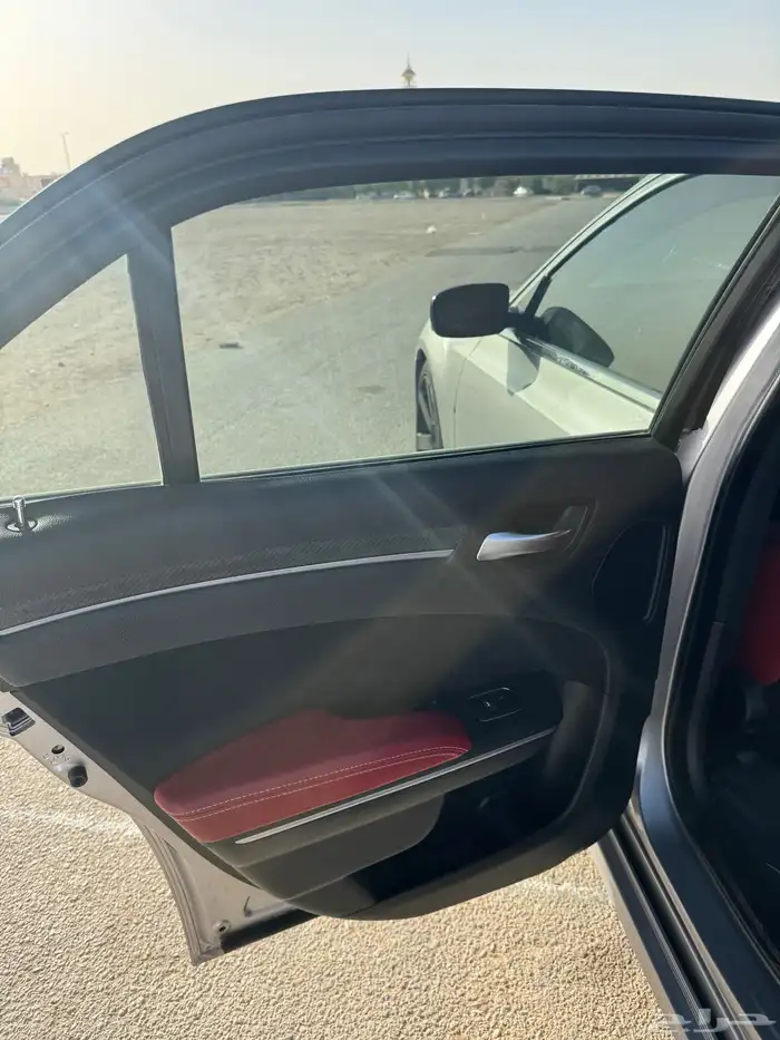 كرايزلر 2013 بلاك اديشن SRT 15