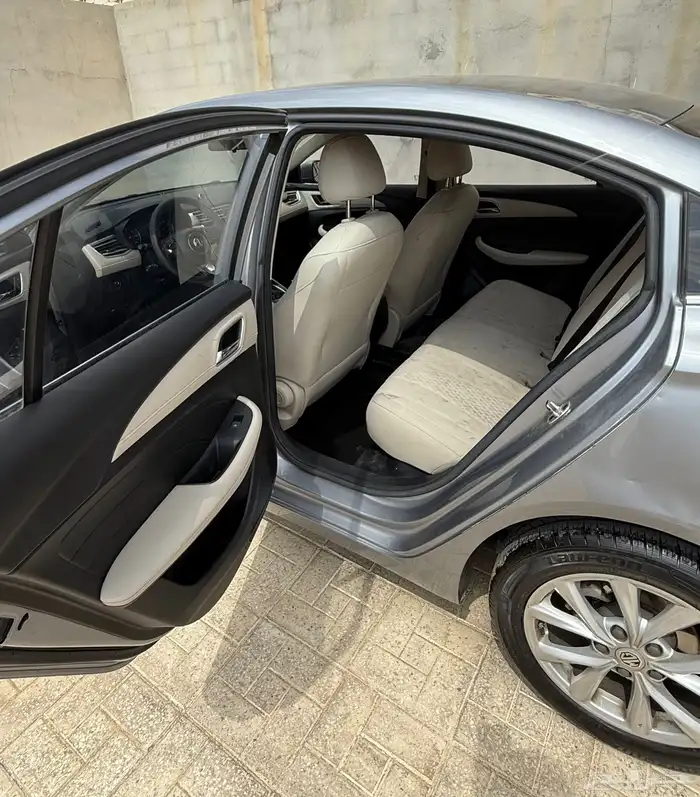 MG 2020 للبيع 11