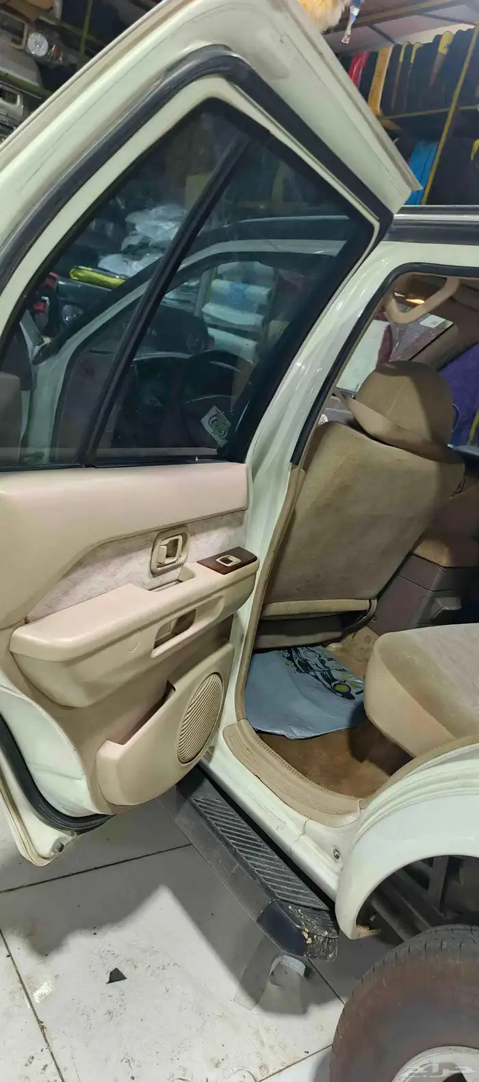 00نيسان بث فندر2002 7