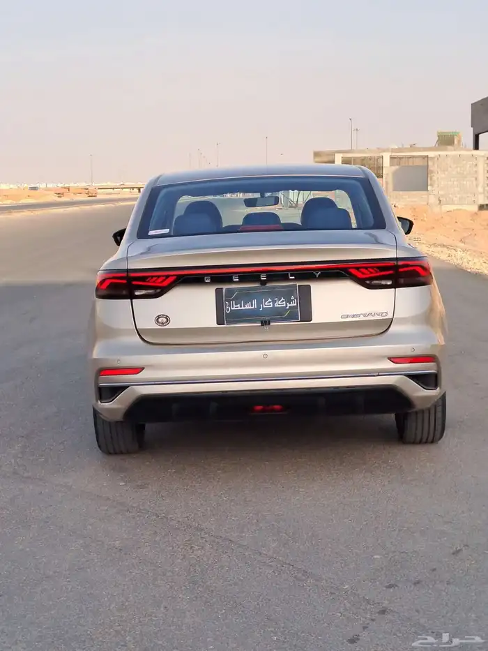 جيلي ام جنراد الموديل 2023 7