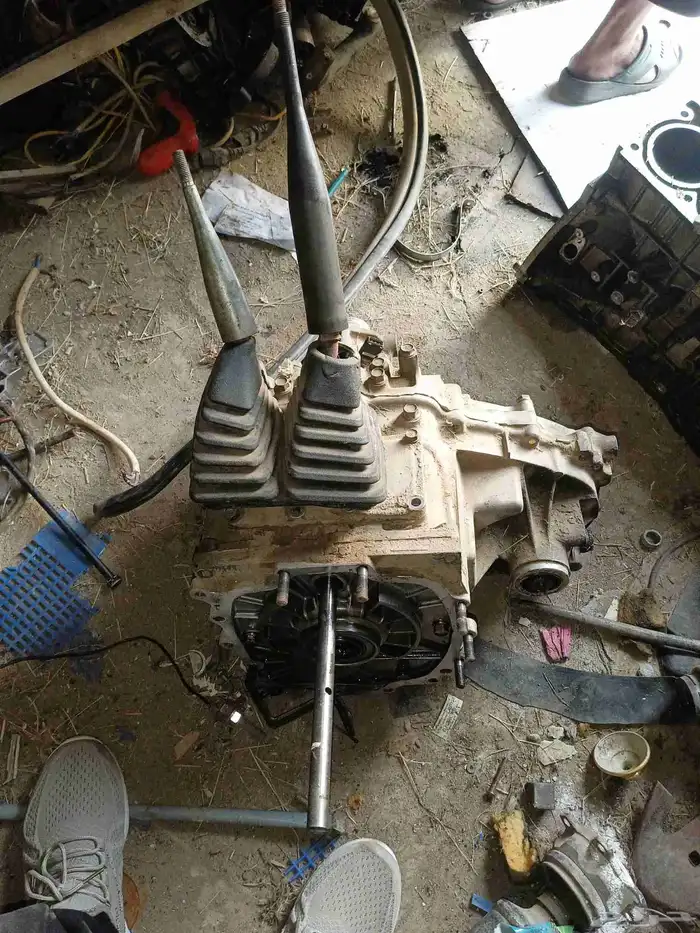 قطع غيار باجيرو 2003 ربع 5