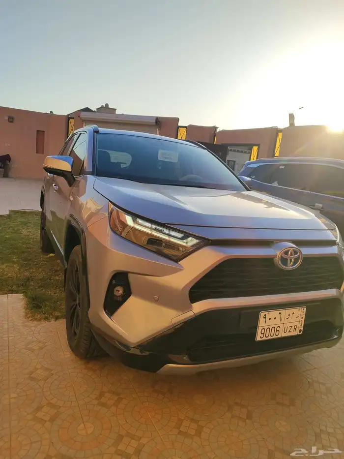 عرض خاص فرصه لن تتكرر RAV4 XLE hyprid 7