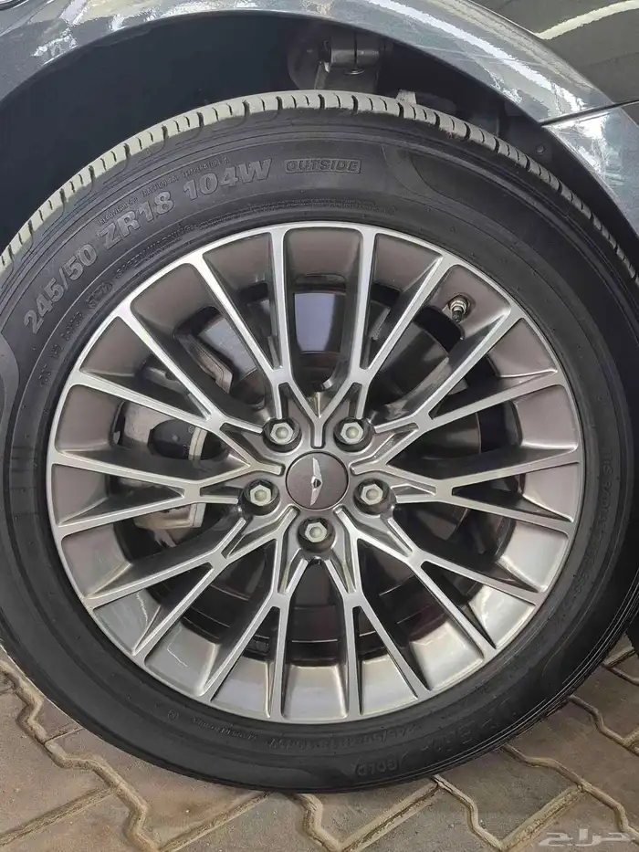 جنسيس G80 2021 5